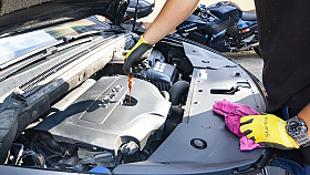 Motor. Kdy zajet na vmnu oleje?