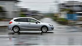 Aquaplaning. Co obn��, a komu hroz�?