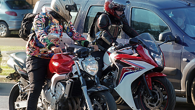 Automobilist proti motorkm - a naopak?